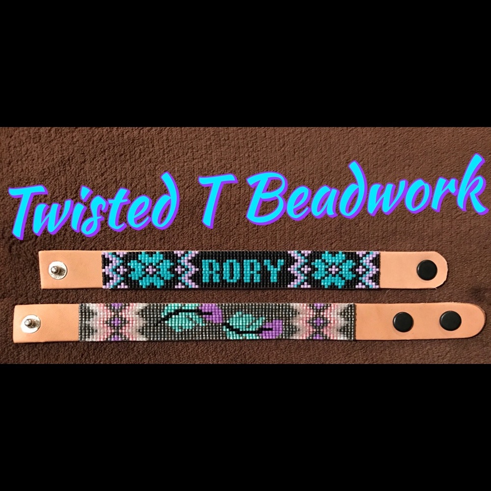 Feather beaded Bracelet